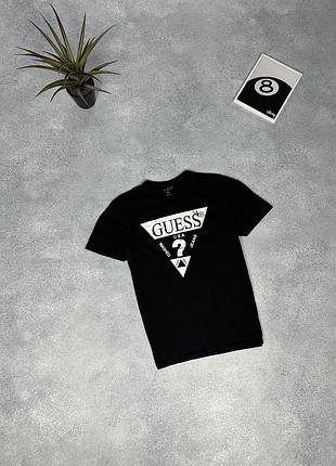 Футболка guess унісекс