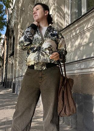 Бомбер в квітковому принті zara