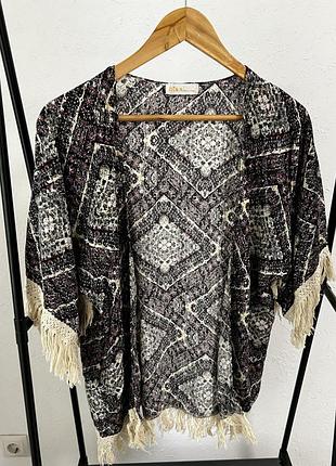Накидка в стилі boho