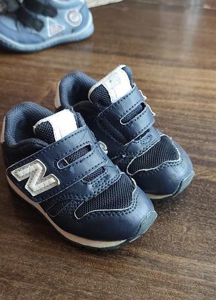 Дитячі кросівки new balance