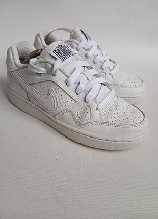 Кожаные кроссовки nike air force
