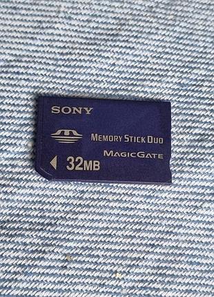 Неперевірена карта пам'яті 32 мб (не гб) sony memory stick duo соні