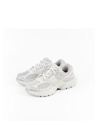 Кросівки nike v5 rnr phantom sail