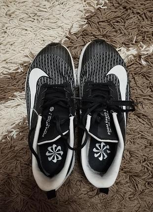 Кроссовки nike