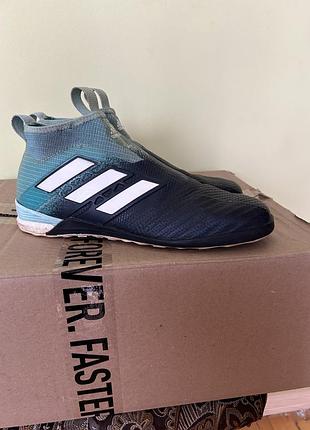Бампи adidas made in indonesia  стан відмінний професійні 39(24,5) 1050 грн