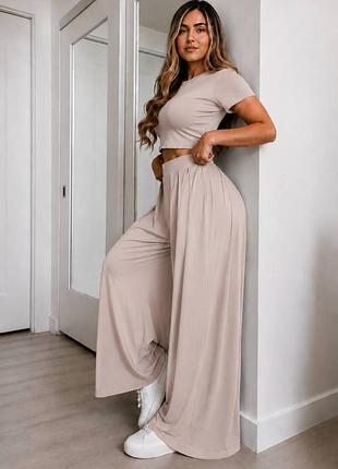 Костюм женский укороченная футболка штаны палаццо цвета: масло, беж, черный, голубой