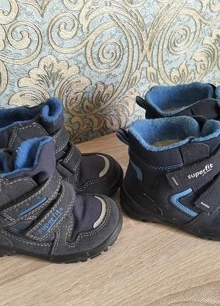 Зимние ботинки 22,23 р super fit