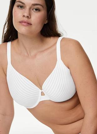 Бюстгальтер 95е m&s м'який