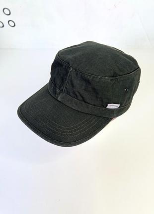 Кепка  carhartt  в ідеальному стані