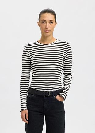Реглан / гольф в рубчик у смужку selected femme