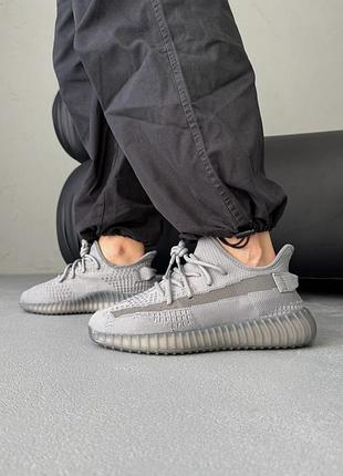 Кросівки жіночі adidas yeezy 350 grey