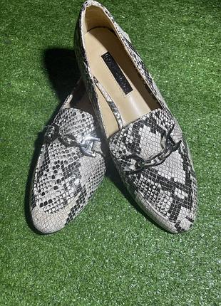 Miss selfridge нові жіночі лофери з ефектним зміїним принтом шкіри пітона 5/ 37-38