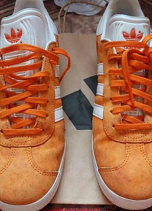 Adidas gazelle.
