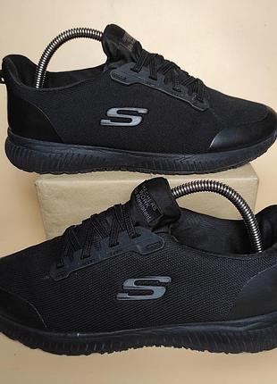 Кросівки skechers.
розмір 39 довжина устілки 25,5 см.