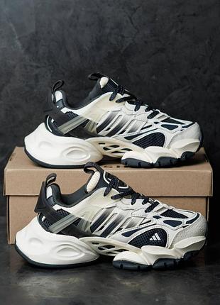 Стильні жіночі кросівки adidas vento xlg runner deluxe white black grey