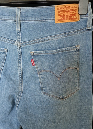 Женские джинсы леггинсы 
levi's 711 skinny  оригінал