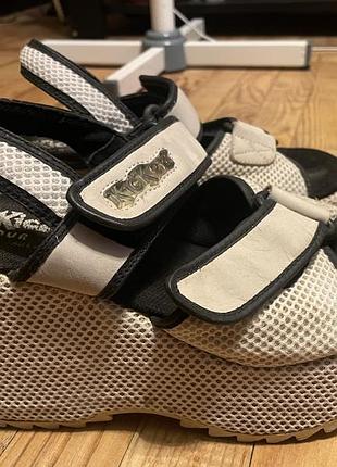 Босоніжки іспанські kickers