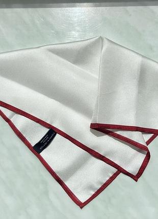 Шовкова кишенькова хустка tommy hilfiger