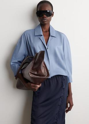 Рубашка женская cos sculptural cotton shirt / 40