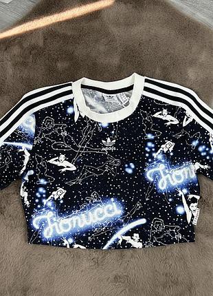 Жіноча оригінальна укорочена футболка adidas