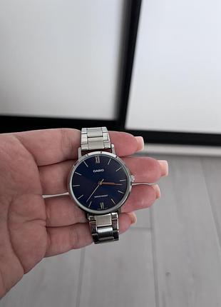 Годинник casio