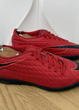 Оригінальні футбольні сороконіжки nike hyper venom x