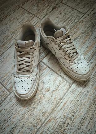 Кросівки nike court vision low.