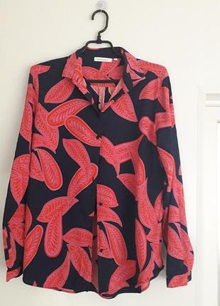 Eterna 
42/xl/50
жіноча сорочка з довгими рукавами та гудзиками по всій довжині
100%  віскоза 
дуже хороший стан без слідів носіння