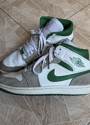 Кроссовки nike air jordan 1 mid se dutch green white neutral grey sneakers shoes us 8 eu 41 dc7294-103