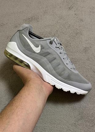 Nike air max invigor 42.5р 27см кросівки оригінал