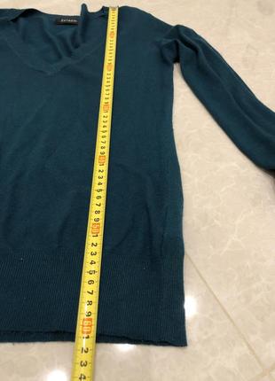 Светр темно-зеленого кольору 3