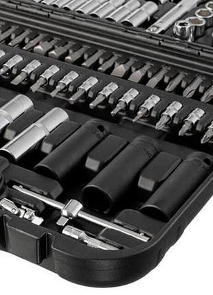 Набор инструмента intertool 1/4" x 1/2 111 ед. storm 7