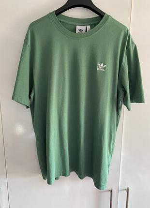 Футболка adidas