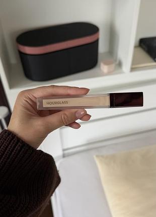 Рідкий консилер hourglass birch vanish