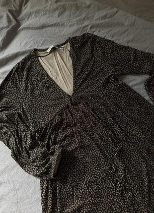 Літня сукня в квітку pull&bear