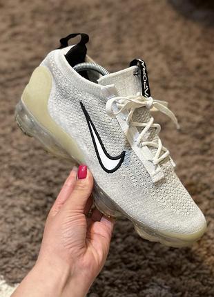 Оригінальні кросівки nike air vapormax 39 розмір (24.5 см устілка) б/в