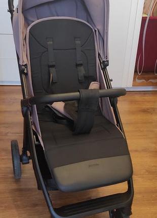 Продам майже нову коляску carello bravo lite crl- 5529 club beige з ліхтариком в комплектації