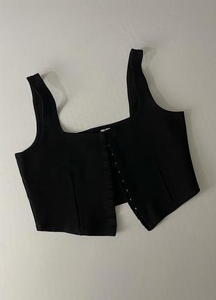 Топ корсетного типу від h&m divided