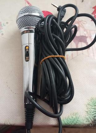 Продам мікрофон lg