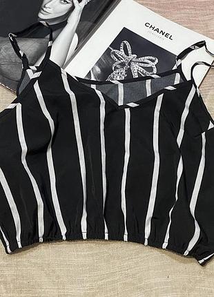 Shein крутой топ в черно-белую полоска