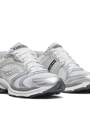 Оригинальн! сша! мужские кроссовки saucony progrid triumph 4 s70704-26	в новом состоянии