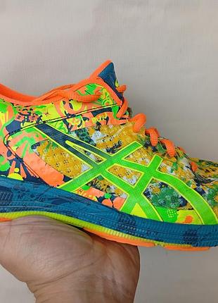 Яркие кроссовки от asics модели gel-noosa tri 11 размер 44