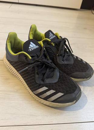 Кросівки adidas оригінал 35,5 розмір, 22 см