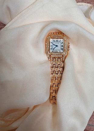 Годинник cartier всипаний камінчиком