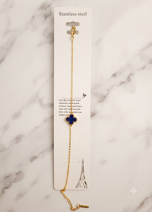 Элегантный браслет в стиле van cleef с синим клевером