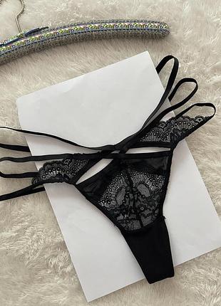 Чорні мереживні стрінги від hunkemöller,