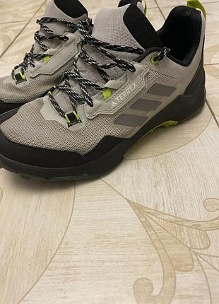 Кросівки adidas terrell
