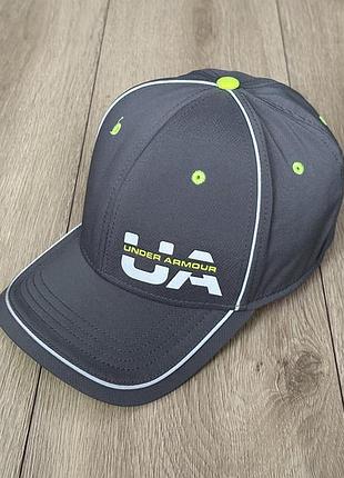 Кепка under armour