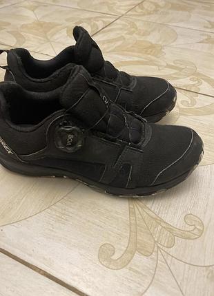 Кросівки adidas teeter