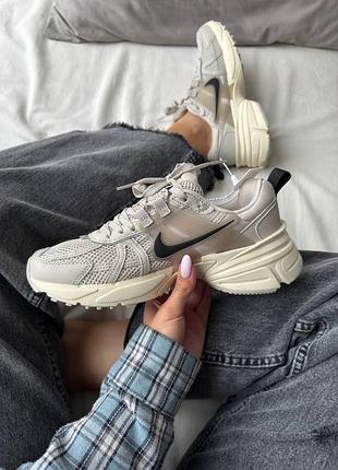 Nike runtekk v2k beige black/найк рантек в2к бежевые с чёрным 38 39 40